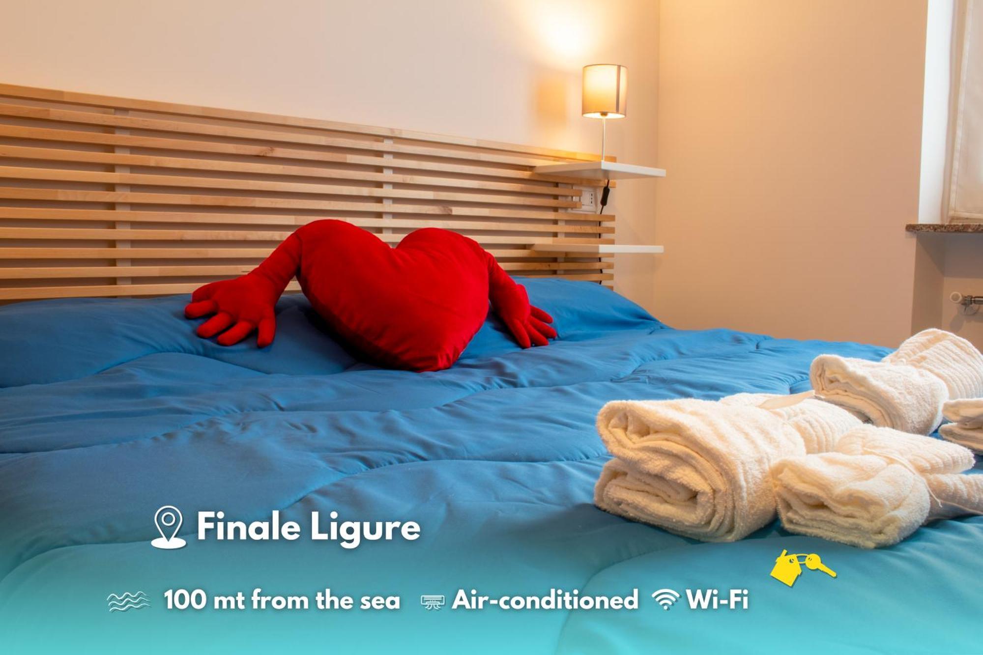 100 Metri Dal Mare Relax A Due Passi Dal Centro Apartman Finale Ligure Kültér fotó
